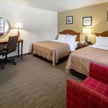 Quality Inn Keystone Near Mount Rushmore Екстер'єр фото