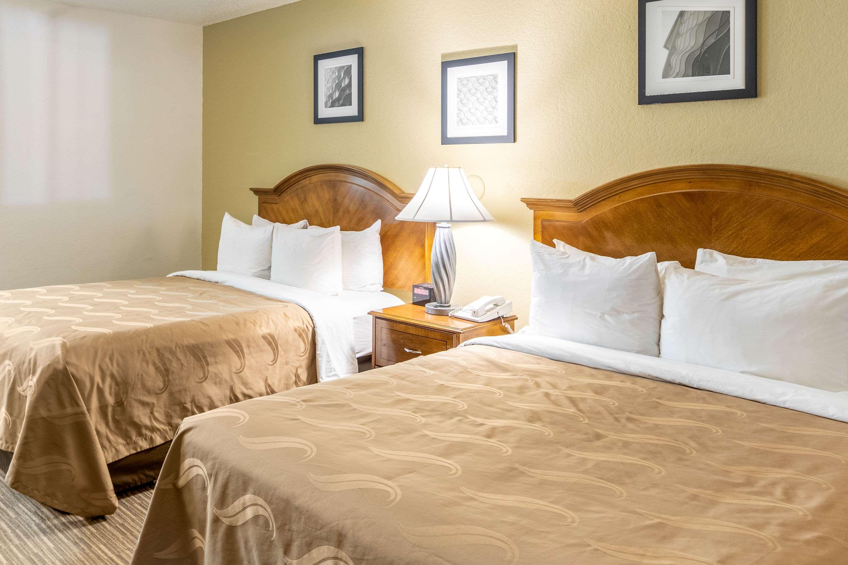 Quality Inn Keystone Near Mount Rushmore Екстер'єр фото