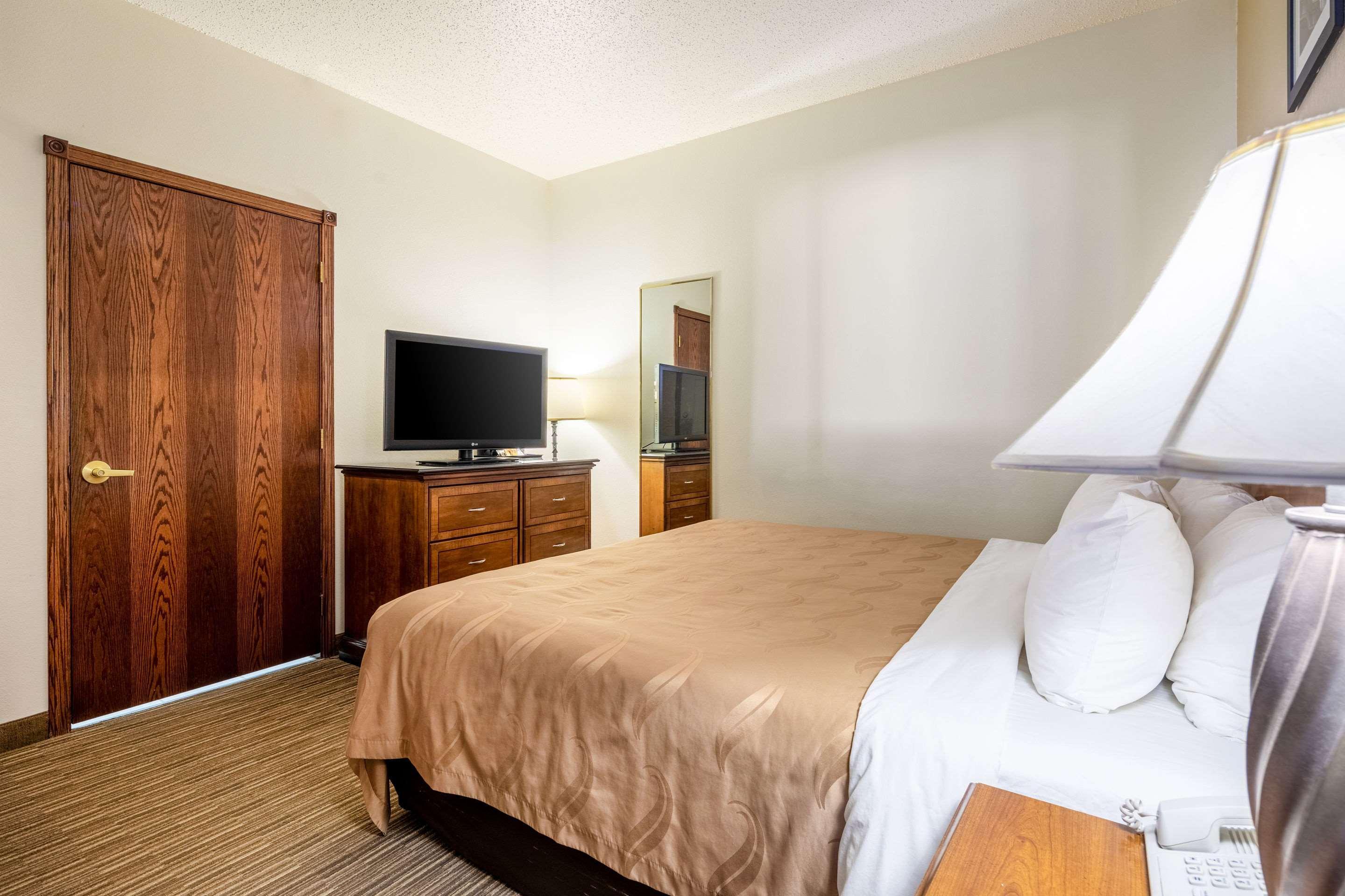 Quality Inn Keystone Near Mount Rushmore Екстер'єр фото