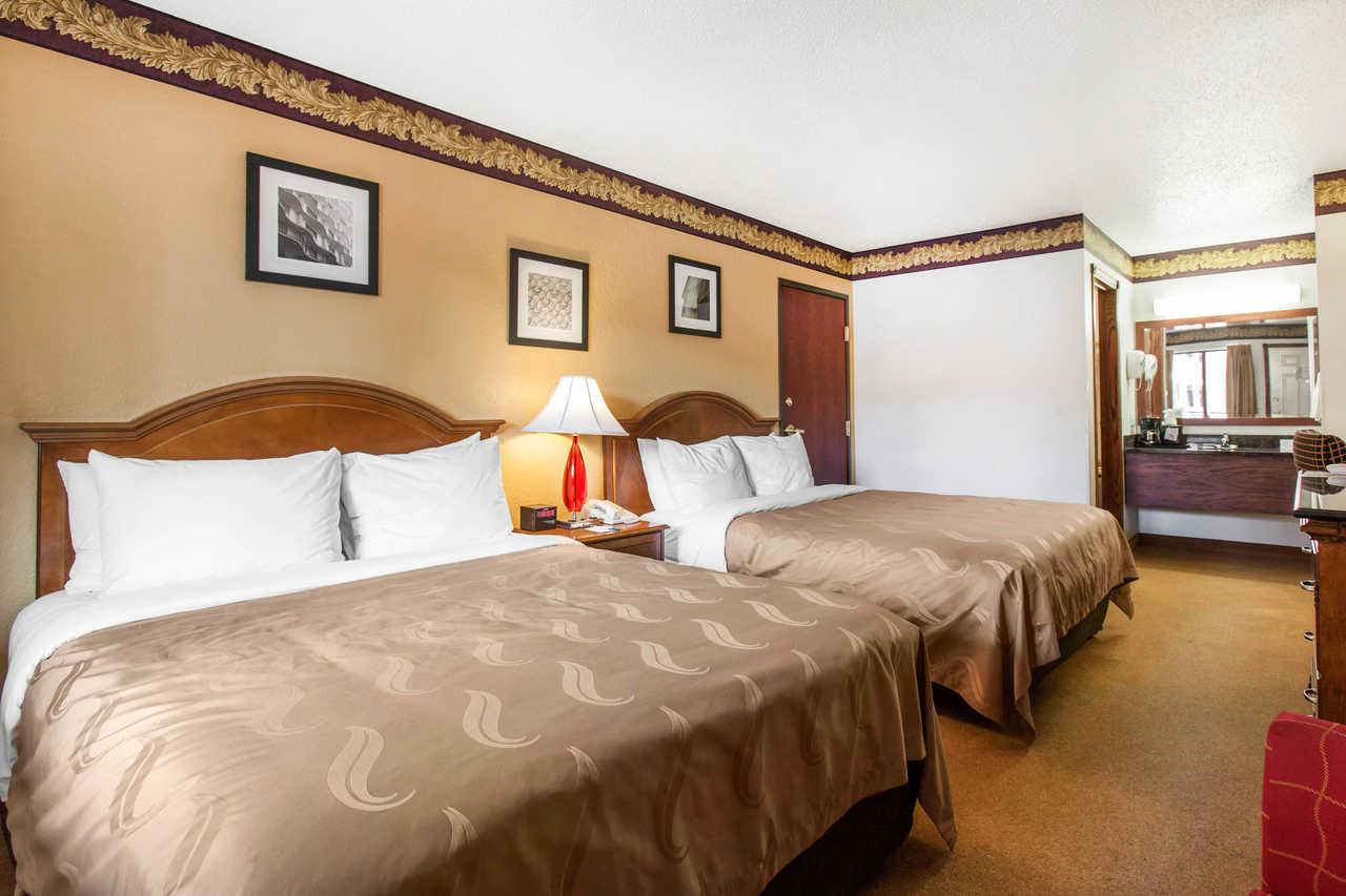 Quality Inn Keystone Near Mount Rushmore Екстер'єр фото