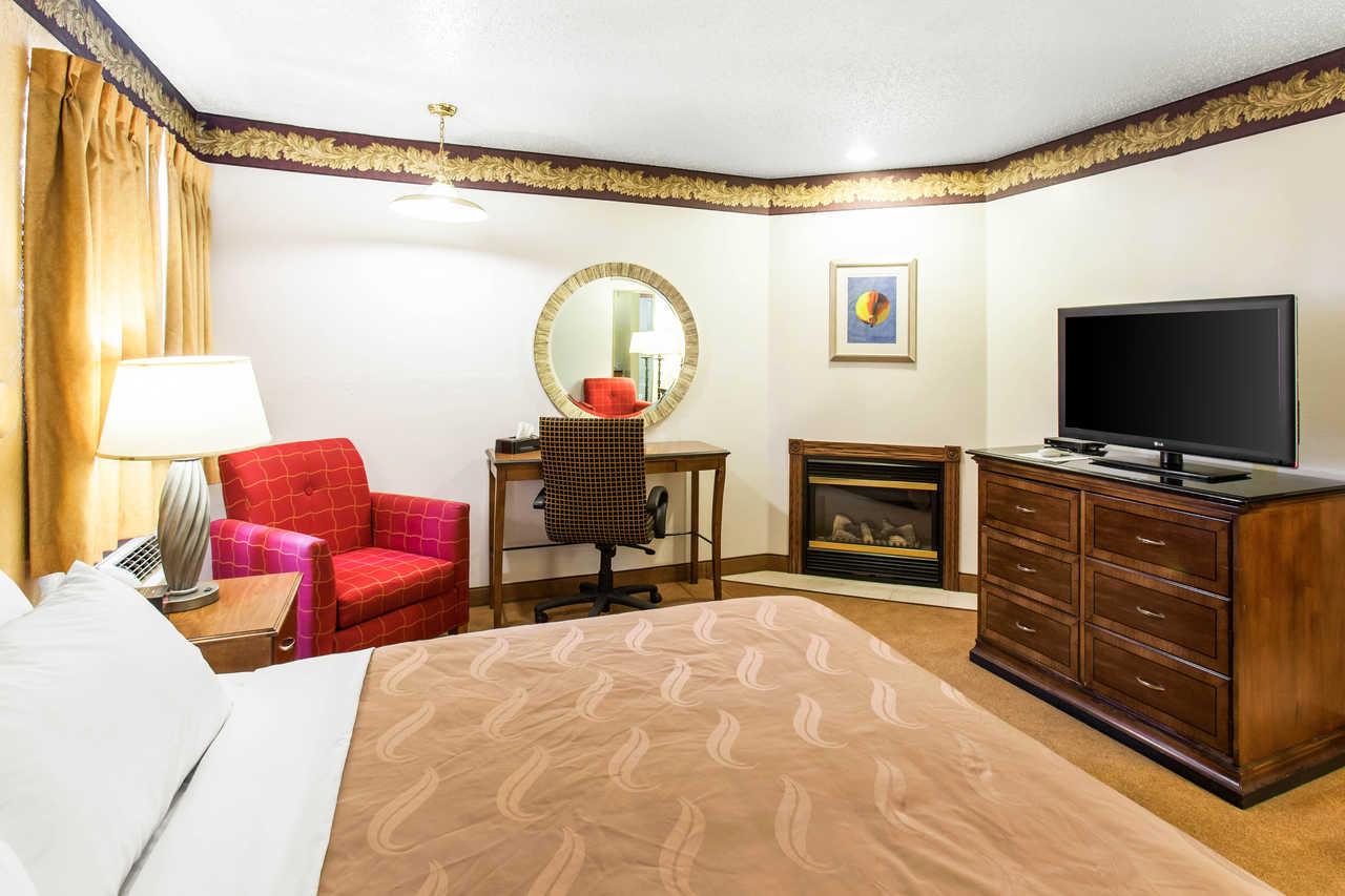 Quality Inn Keystone Near Mount Rushmore Екстер'єр фото