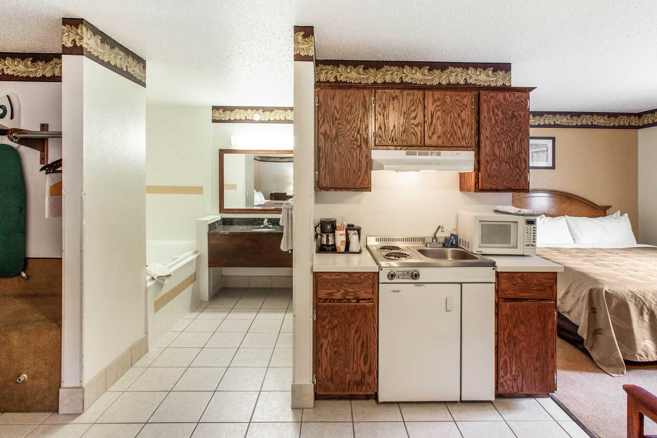 Quality Inn Keystone Near Mount Rushmore Екстер'єр фото