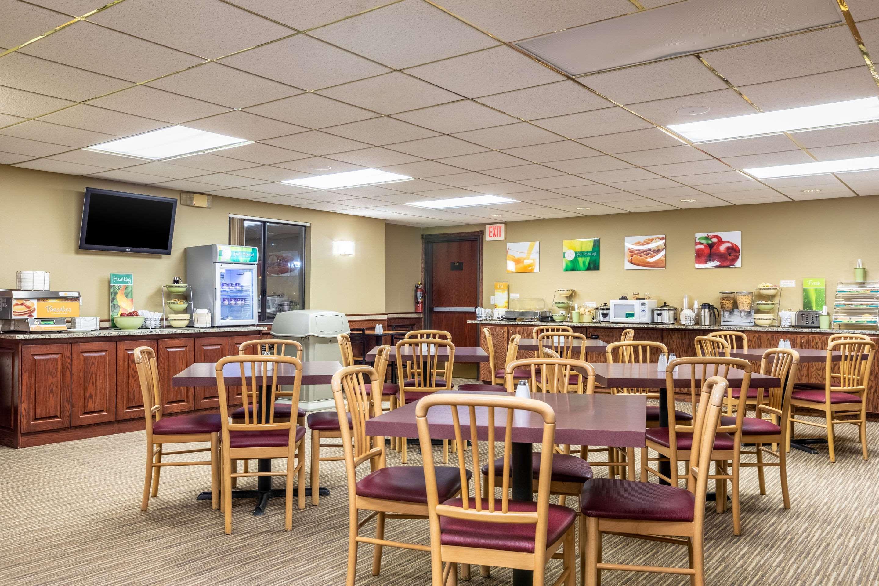 Quality Inn Keystone Near Mount Rushmore Екстер'єр фото
