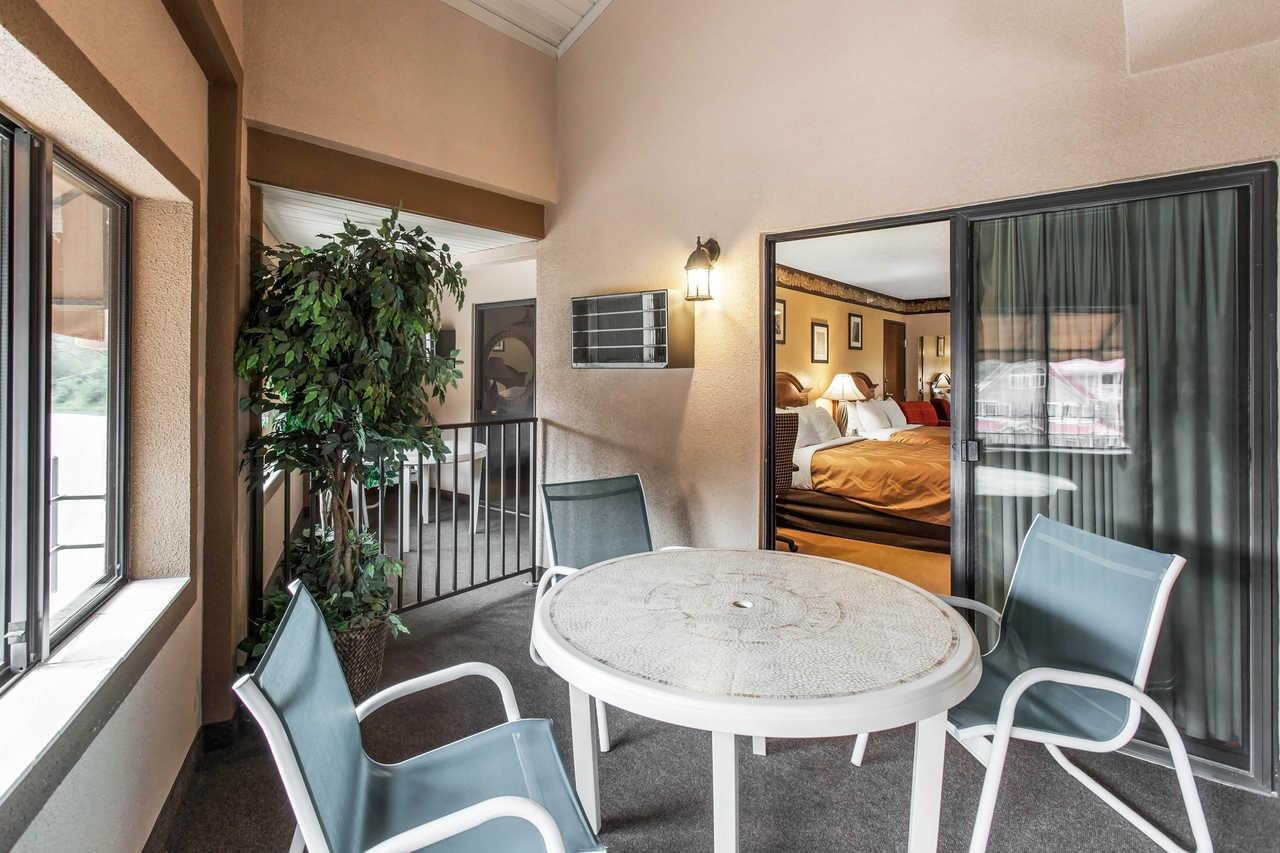 Quality Inn Keystone Near Mount Rushmore Екстер'єр фото