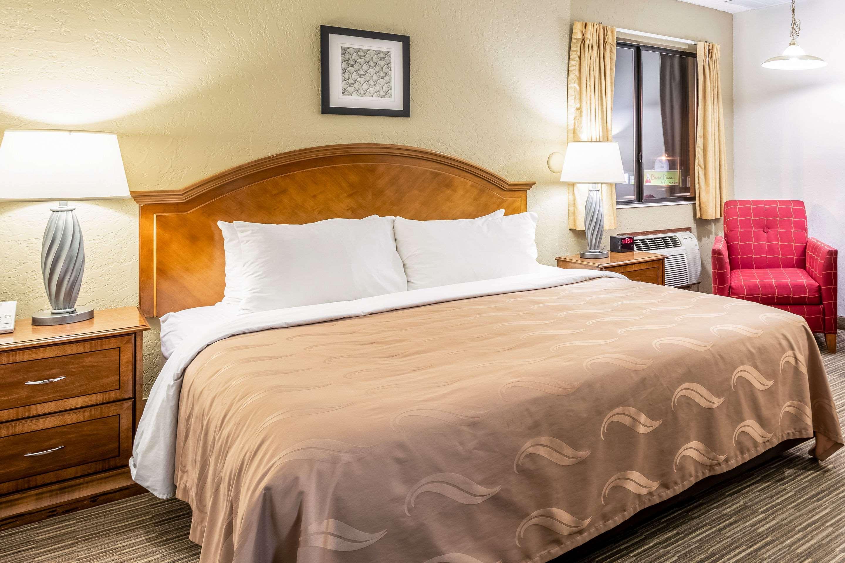 Quality Inn Keystone Near Mount Rushmore Екстер'єр фото