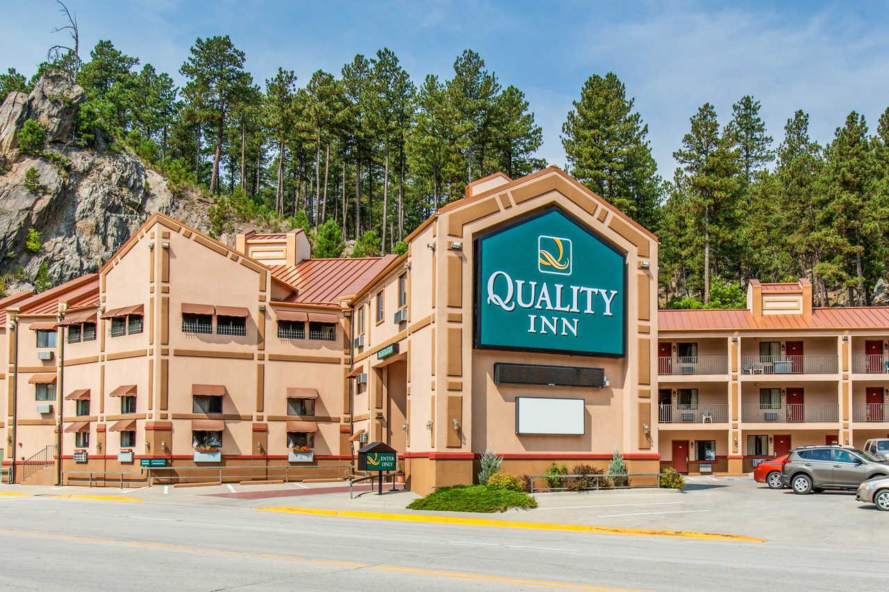 Quality Inn Keystone Near Mount Rushmore Екстер'єр фото
