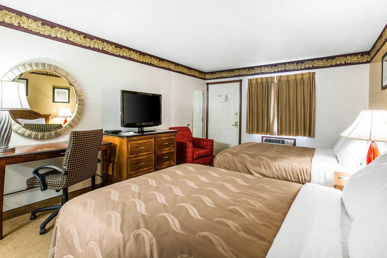 Quality Inn Keystone Near Mount Rushmore Екстер'єр фото