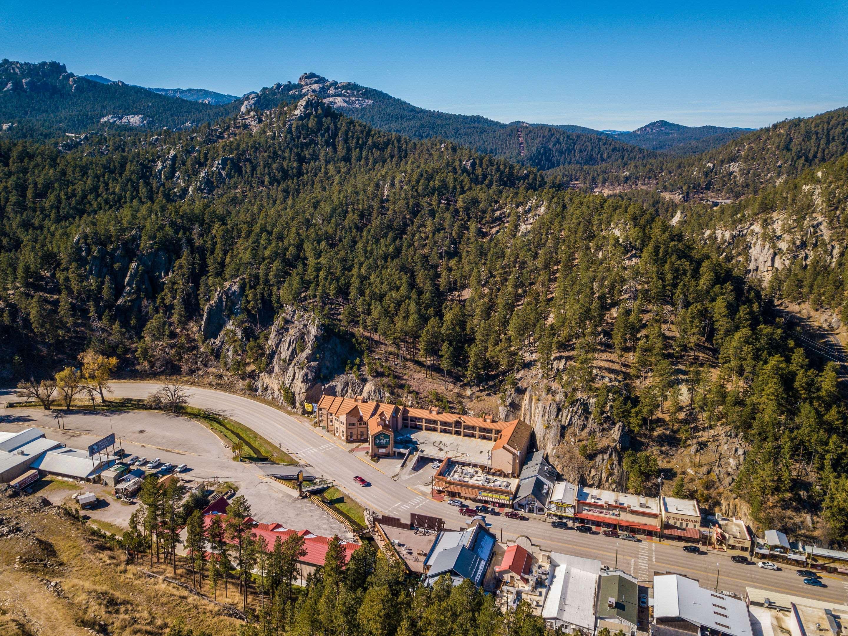 Quality Inn Keystone Near Mount Rushmore Екстер'єр фото