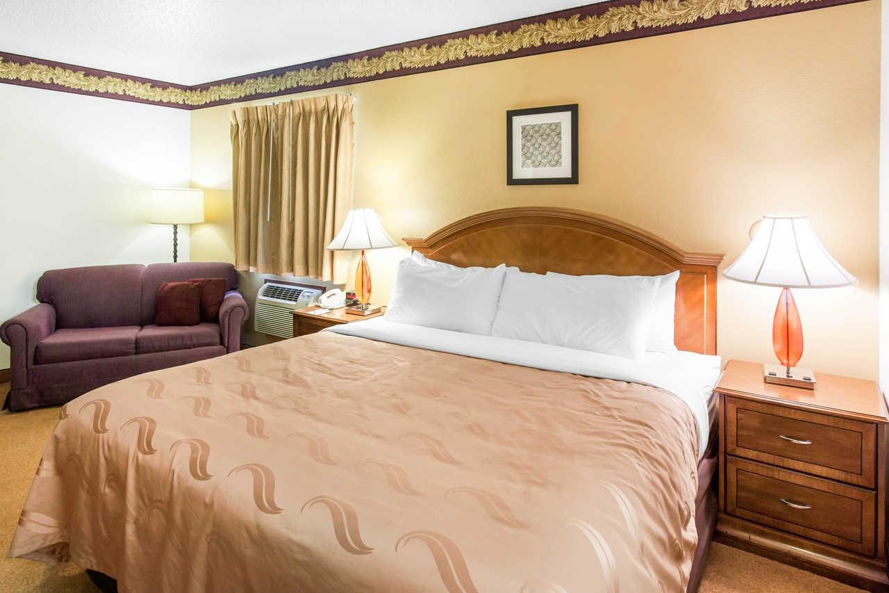 Quality Inn Keystone Near Mount Rushmore Екстер'єр фото