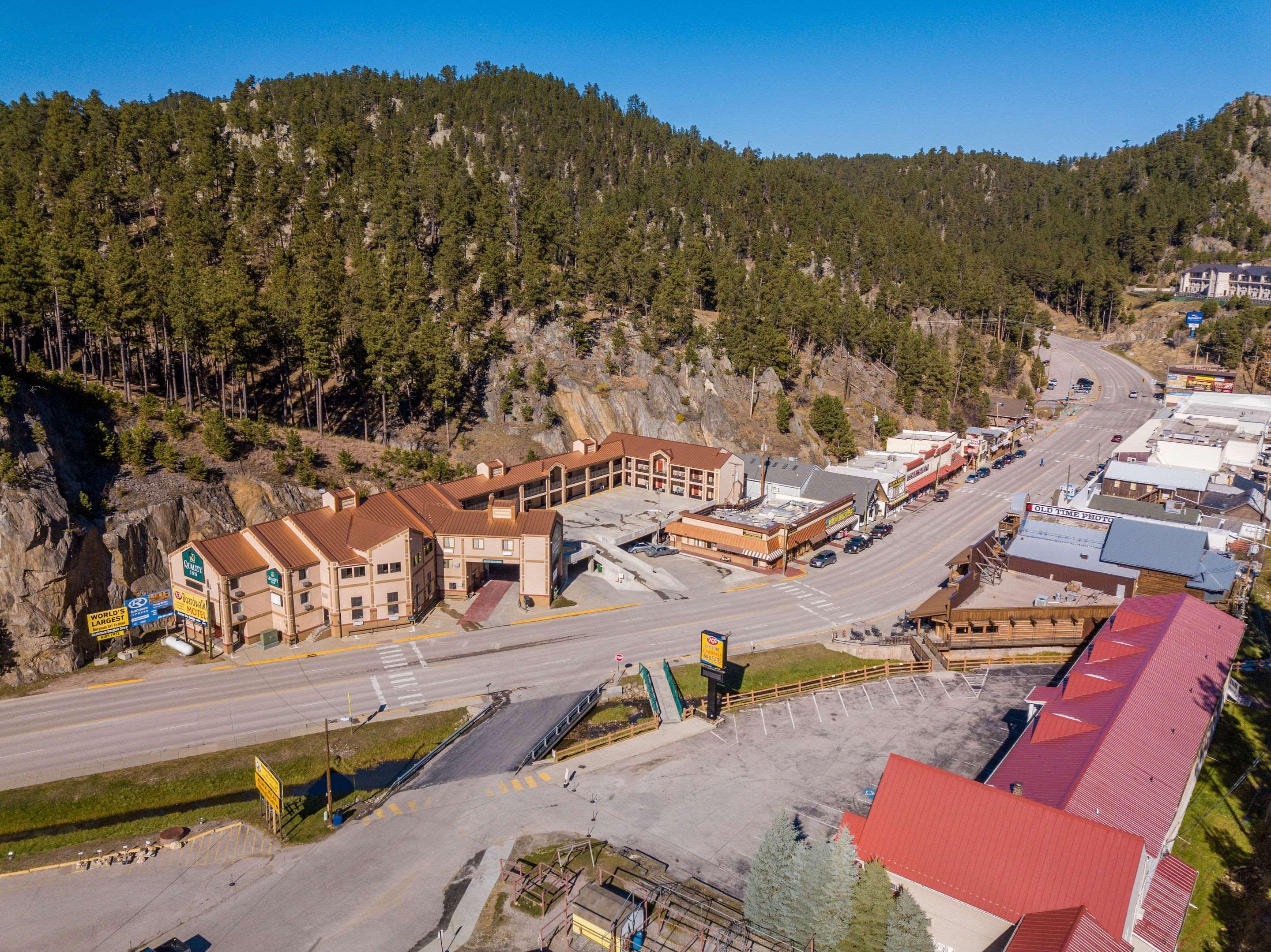 Quality Inn Keystone Near Mount Rushmore Екстер'єр фото