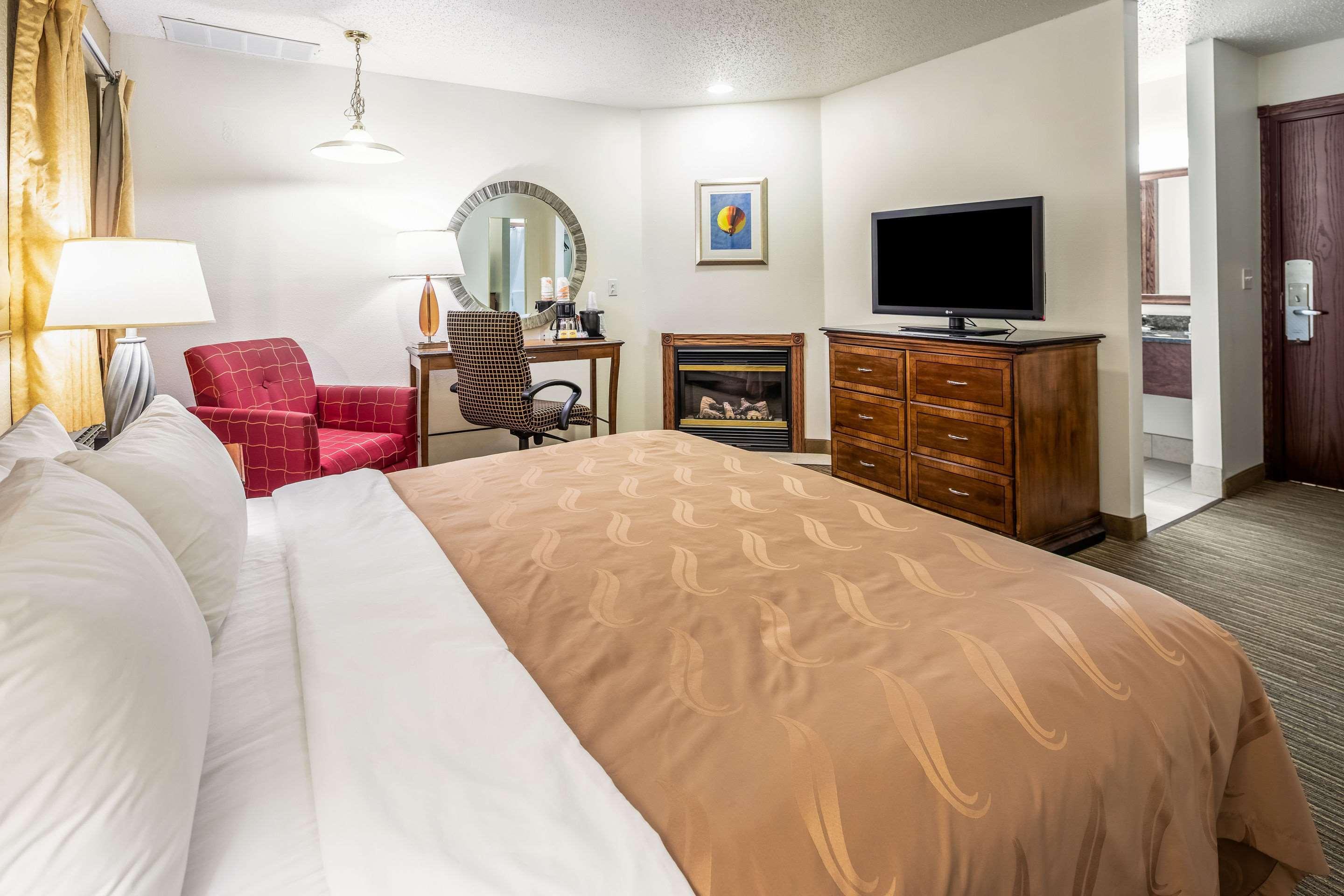 Quality Inn Keystone Near Mount Rushmore Екстер'єр фото