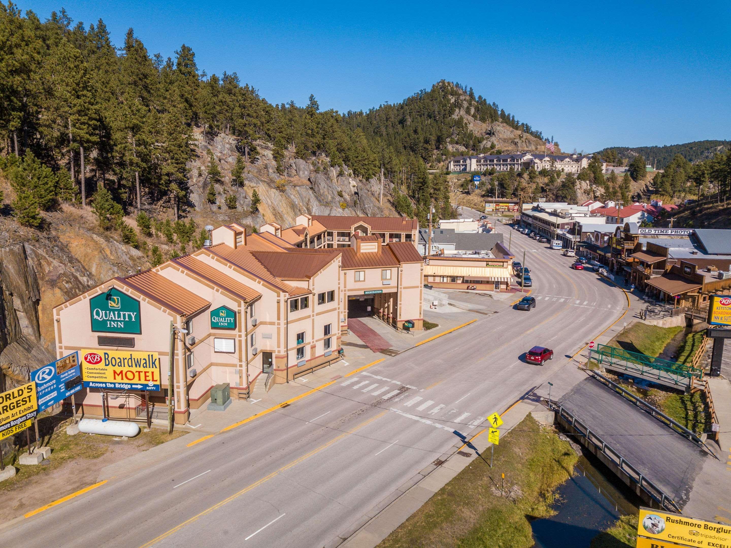 Quality Inn Keystone Near Mount Rushmore Екстер'єр фото